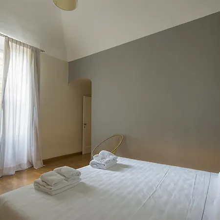 Daire Flr Ponte Vecchio Design